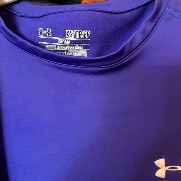 Under Armour Long-Sleeve Bundle. - Picture 4 of 4